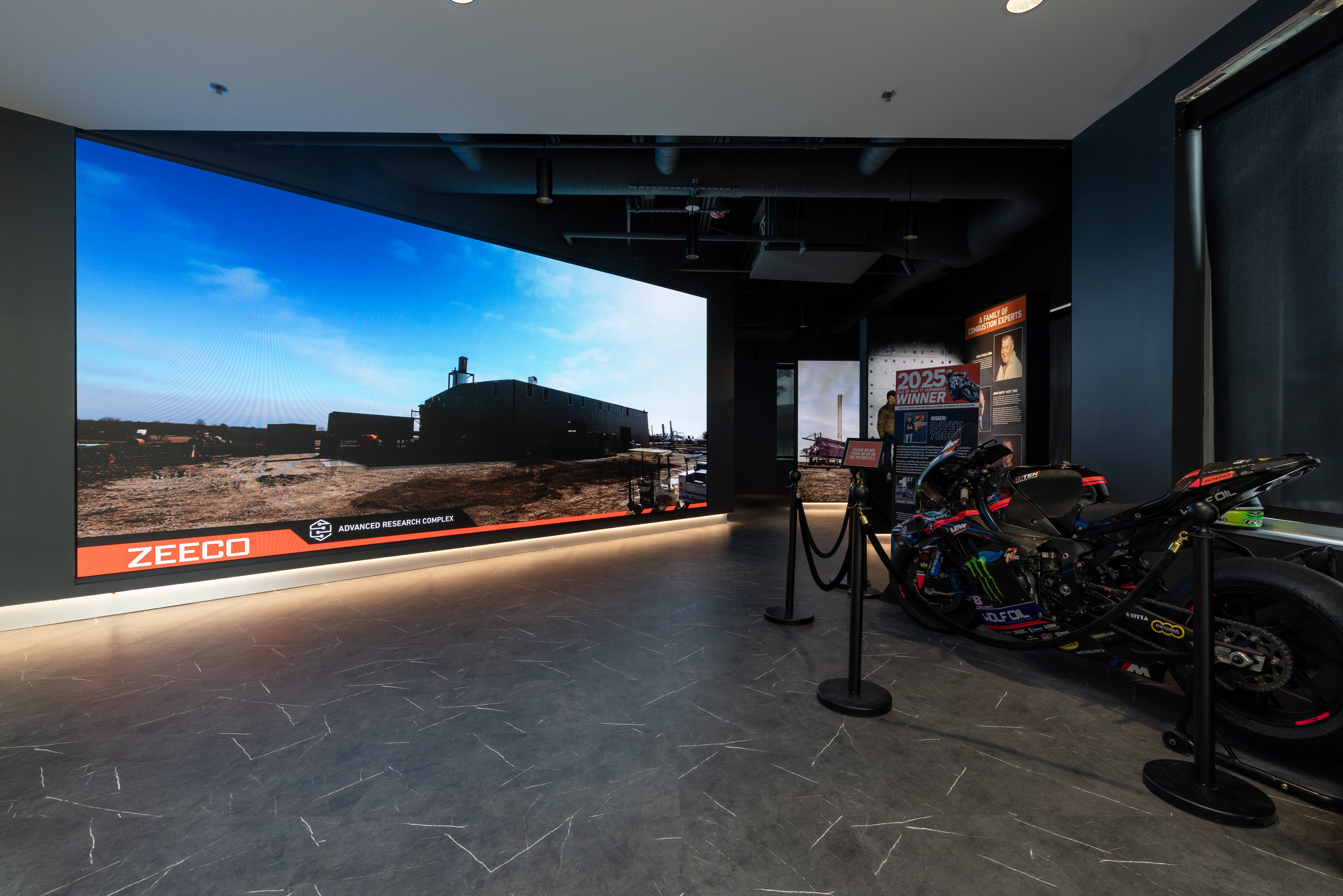 LED wall used for flexible messaging